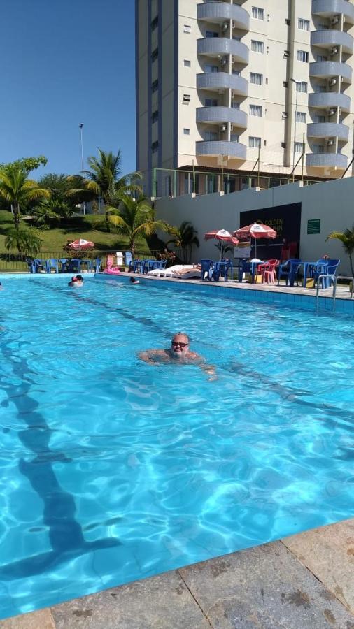 Hotel Golden Dolphin Resort - Flat No Decimo Andar Quarto Com Varanda 카우다스노바스 외부 사진